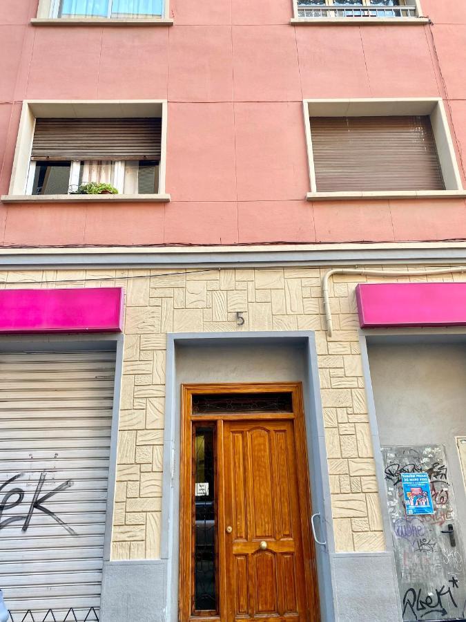 Habitacion Barato En Piso Familiar Compartido El Centro De La Ciudad Cerca De La Estacion De Autobuses Tarragona Luaran gambar